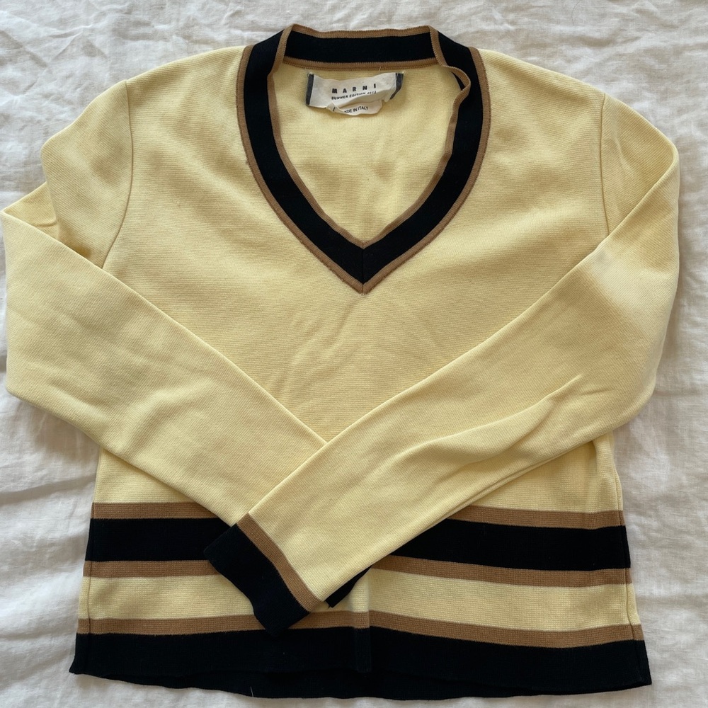 Marni Knit V-neck Sweater Summer 2018 Edition Size 38